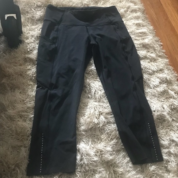 lululemon athletica Pants - Lululemon crop pants